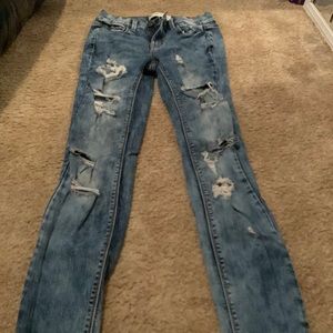 Size 3 ripped skinny jeans